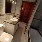Feriehus Casa Casablanca Carlos Park, Tranquil Yet Area 15 Minutes Walk To Town Centre Playa Blanca (Lanzarote)